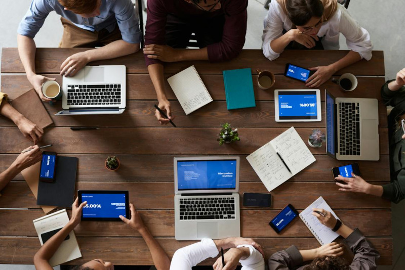 Gebrek aan stiptheid bij headhunters, selectiebureaus en interimkantoren? P-magazine trekt op onderzoek