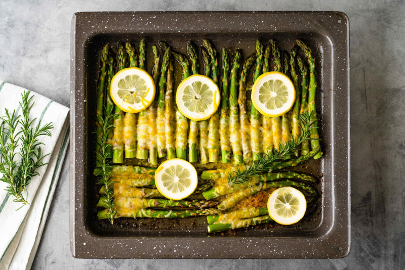 Deze kruiden passen uitstekend bij asperges
