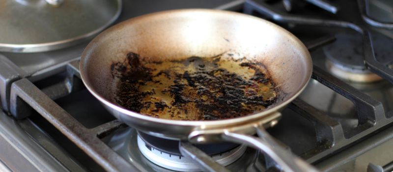 Tips & tricks: zo voorkom je aangebrande boter in de pan