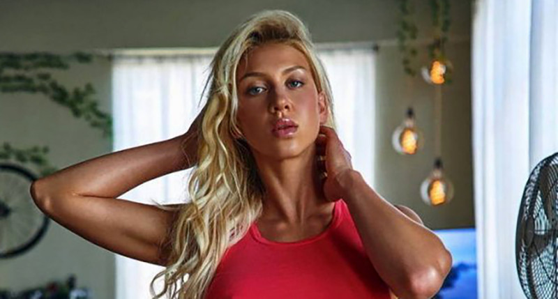 Van deze ‘underboobs’ krijgen wij rooie oortjes (foto’s)
