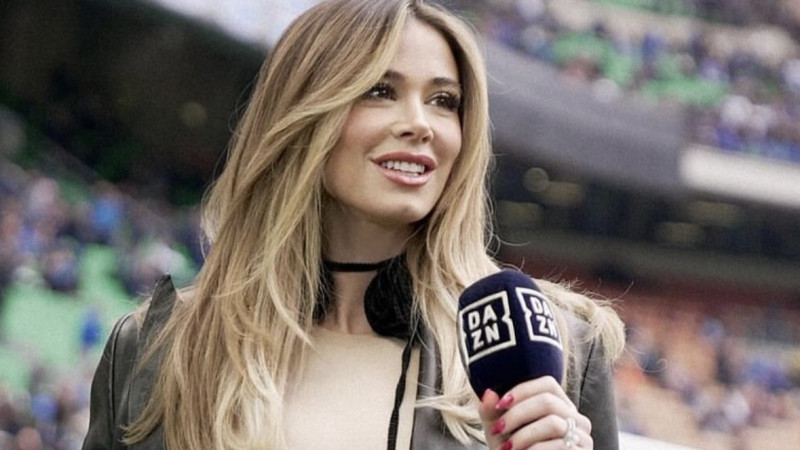 📸 Ravissante sportjournaliste Diletta Leotta trapt Italiaanse Serie A op gang