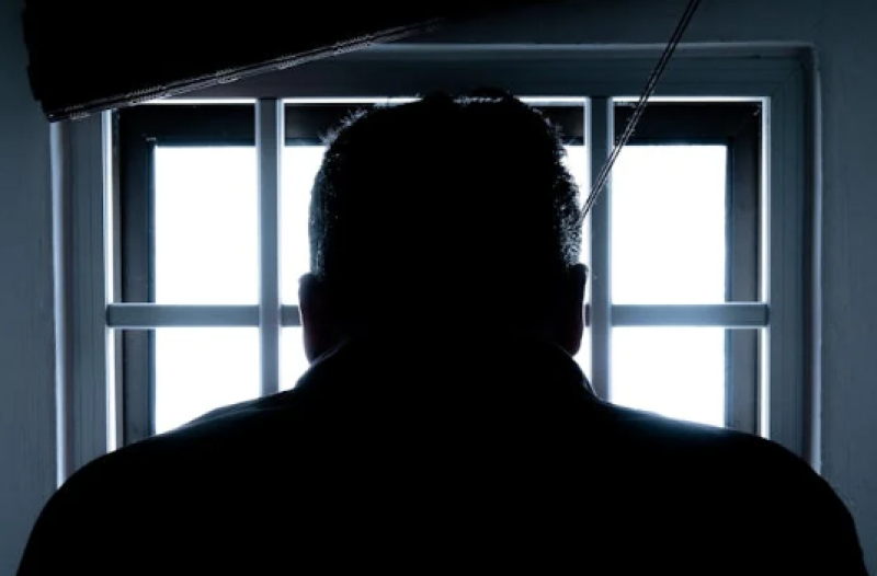 Belgische gangster met 37 jaar nor krijgt toch penitentiair verlof en wordt opnieuw veroordeeld