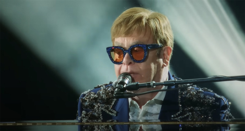 🎥  Elton John: de koning van de pop met een lichaam vol tweedehands onderdelen