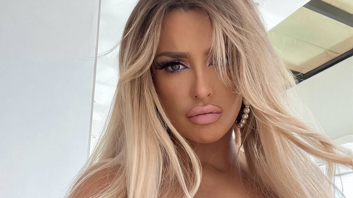 Tana Cameri 📸 Tana's bankrekening tikt mooi aan dankzij haar deugnieterij