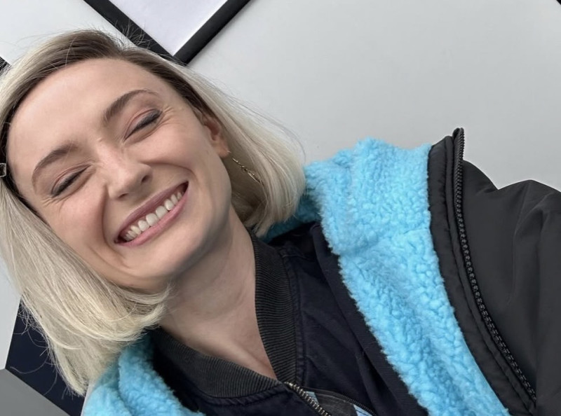📸 Sophie Turner toont per abuis haar liefdesgrot