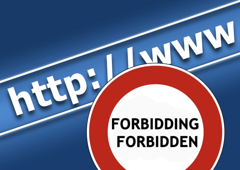 Mainstream media roepen op om… social media aan banden te leggen