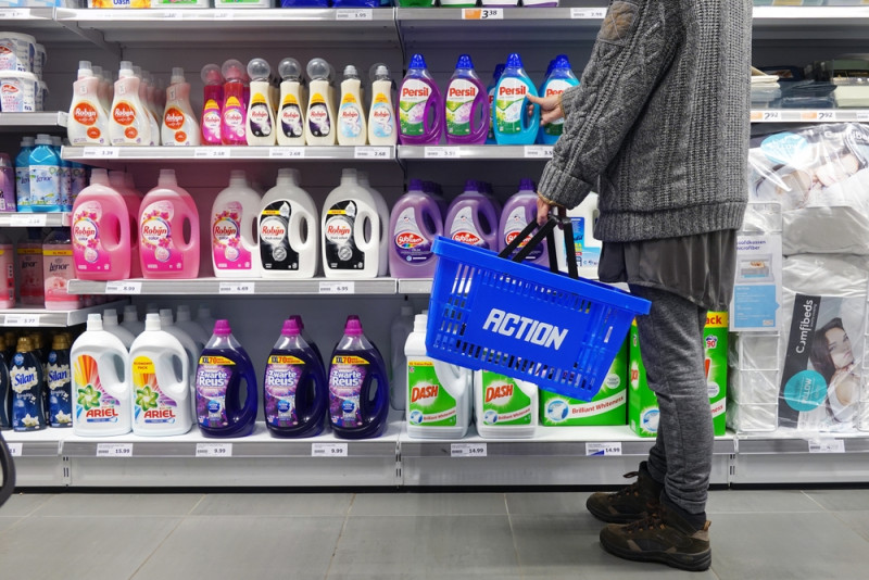 Brol kost minder dan voeding: het succes van Action onder de loep