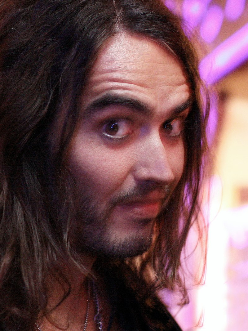 BBC door het stof: verontschuldiging voor passieve houding in zaak-Russell Brand