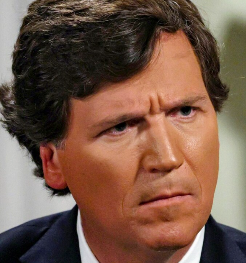 Russisch persbureau TASS: Tucker Carson dringt erop aan Zelensky 'schuld te geven' van oorlogsmisdaden