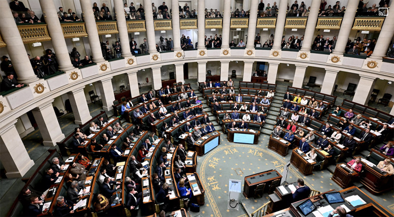 Hervormingen voor iedereen... behalve voor politici