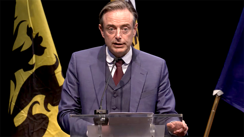 Bart De Wever vervolmaakt zich in communautair kommaneuken