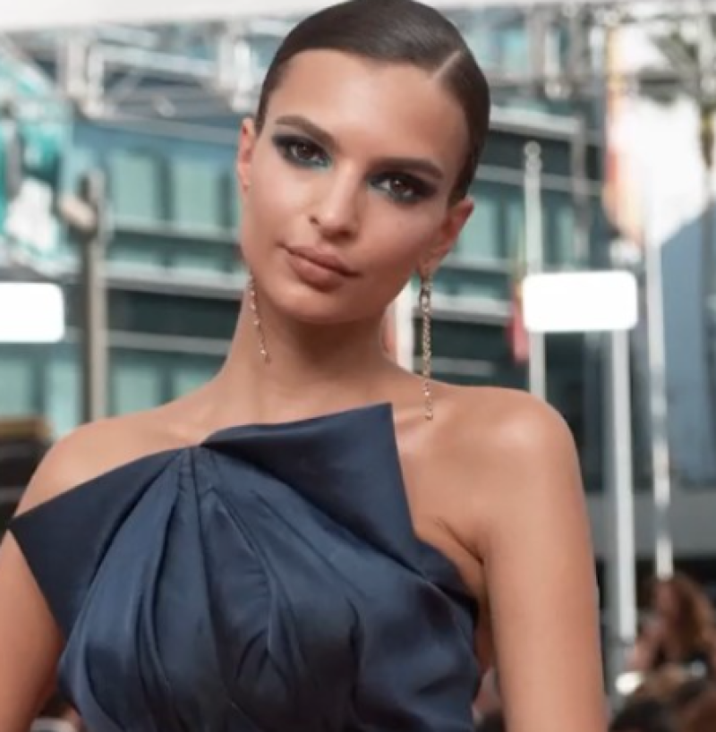 Emily Ratajkowski: "Ik walg van de ruimtevlucht met Katy Perry"