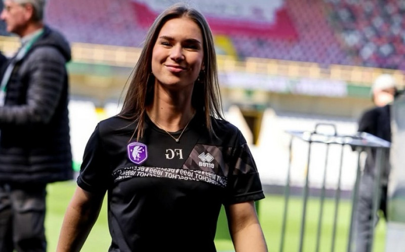 📸 Deze 'voetbaldame' vindt haar weg in de Eredivisie en Jupiler Pro League
