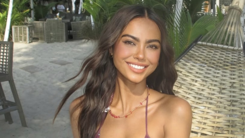 📸 Dorothy, de WAG die meer toont dan alleen haar grote glimlach