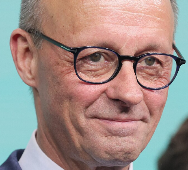 Duitsland: na vernedering in eerste ronde waagt Merz tweede poging vandaag