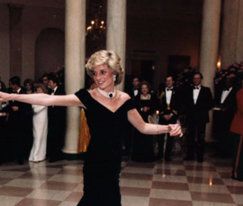 Elizabeth probeerde foto van David Bowie en prinses Diana tegen te houden