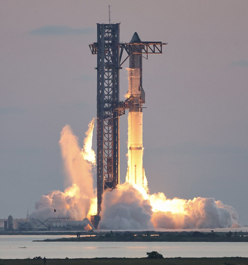 Mislukte negende test SpaceX Starship zet druk op Musk: groeiende twijfel over NASA Artemis III