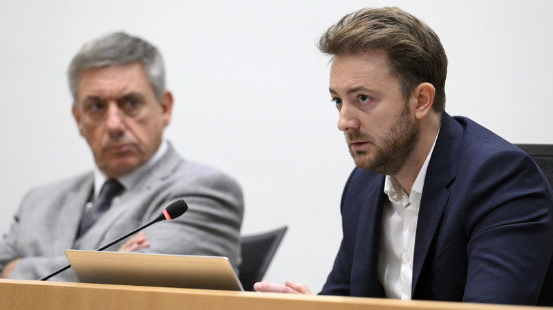 “Fiscale voorkennis, institutionele minachting en een aantasting van de parlementaire transparantie.”