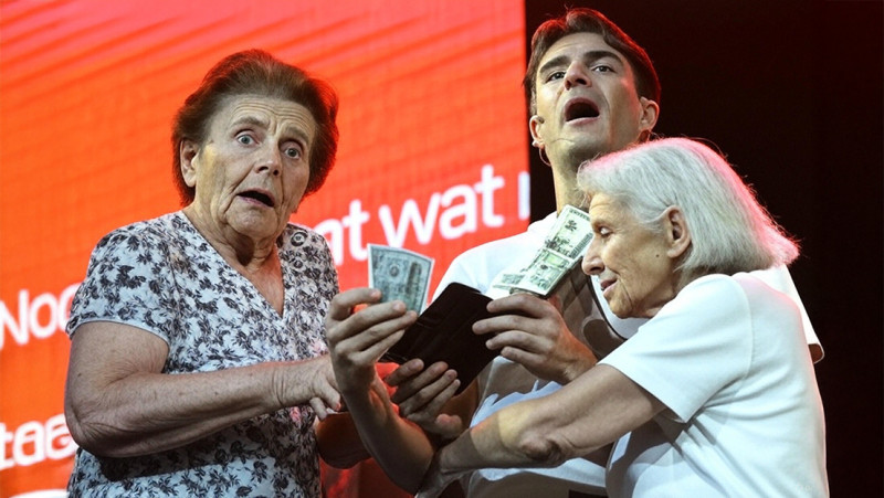 Wil de regering straks ook aan jouw pensioenspaarpotje knabbelen?