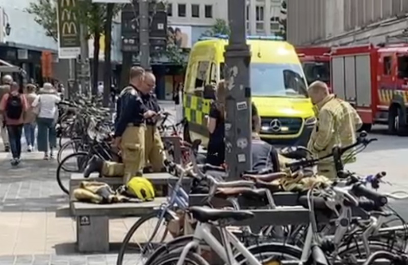 🎥 Poederpaniek op Antwerpse Eiermarkt: douchen op bevel van de brandweer