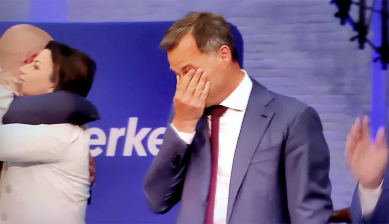 Gebuisde eerste minister De Croo solliciteert voor een topjob bij de VN