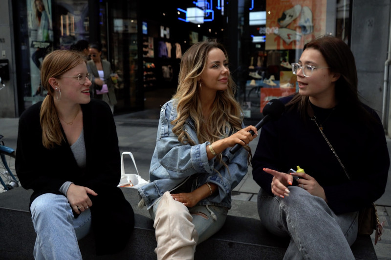 🎥 Debby Gommeren: “Zou je vriend met mij op reis mogen?”