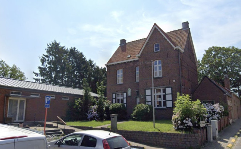 Moord in de pastorie: 16-jarige bekent dubbele moord op moeder en halfzusje