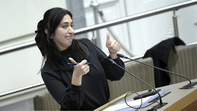 Katholiek Onderwijs keert zich tegen Demirs leerplan: “Teveel wiskunde en Nederlands.”