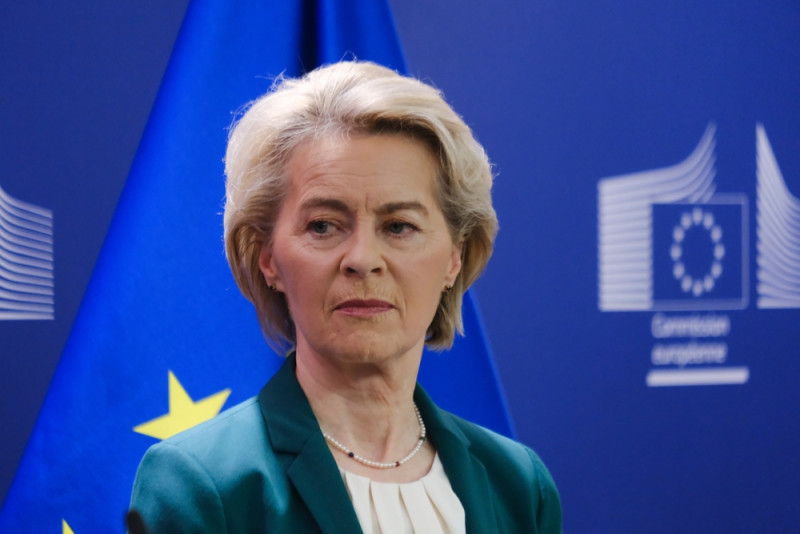 Barones von der Leyen beslist weer in haar eentje en kiest voor Israël
