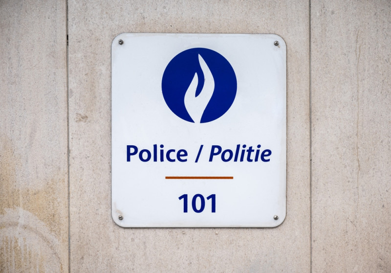 Dodelijke achtervolging over de grens: Belgische agent en verdachte sterven in Franse nacht