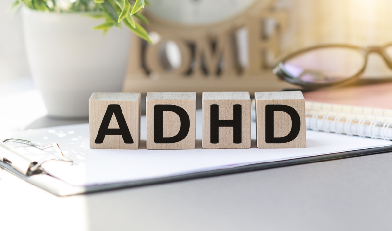 Waarom iedereen tegenwoordig ADHD lijkt te hebben (behalve de mensen die het écht hebben)