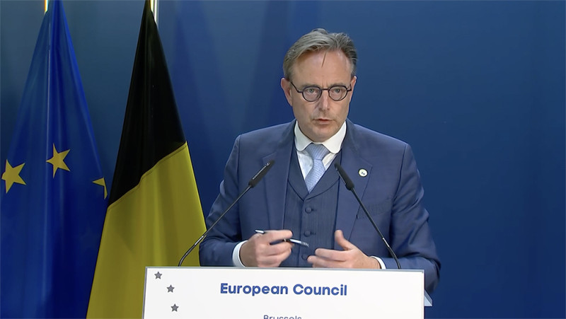 EU-top in Brussel: verdeeldheid over Oekraïne, halfslachtige doorstart van Rusland-sancties en defensie als nieuw strategisch zwaartepunt