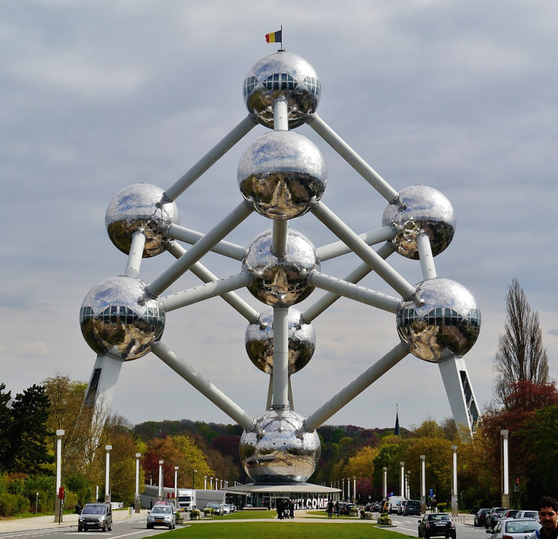 Attentie! Vervroegde sluiting van Atomium wegens hittegolf