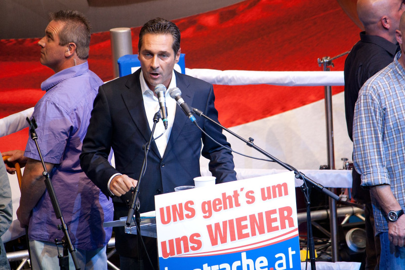 Oostenrijk: (extreem)rechtse FPÖ onder vuur - parlementsleden verdienen 12.000 euro extra per maand!
