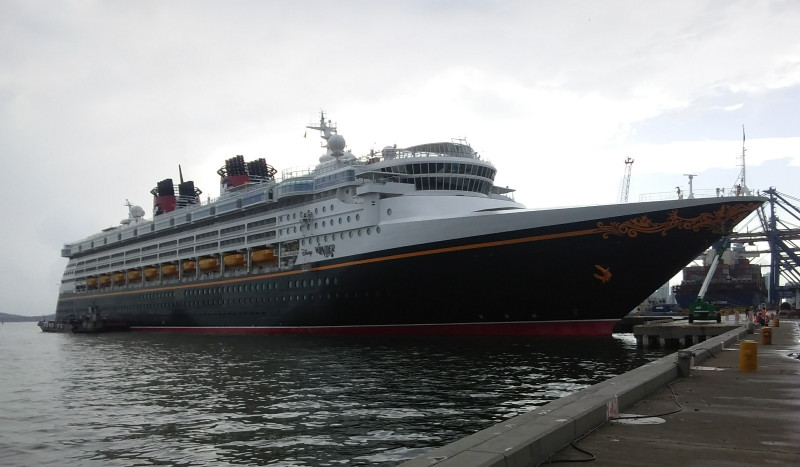 Disney Dream cruiseschip: moet vader die dochter redde naar gevangenis?
