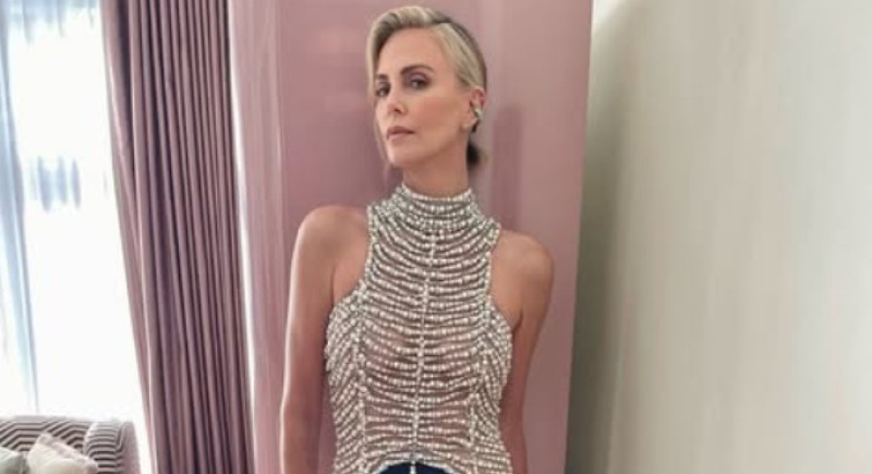 Charlize Theron laat ons in zwijm vallen: "Die onenightstand..."