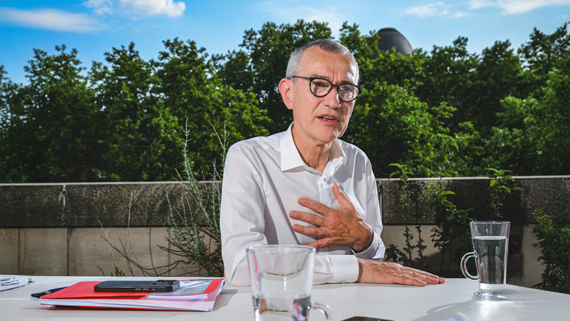 Frank Vandenbroucke wil 250 miljoen euro besparen op geneesmiddelen van kankerpatiënten