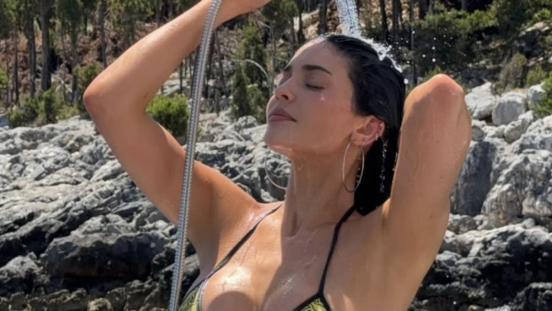 📸 Kylie Jenner dropt bloedstollende vakantieplaatjes