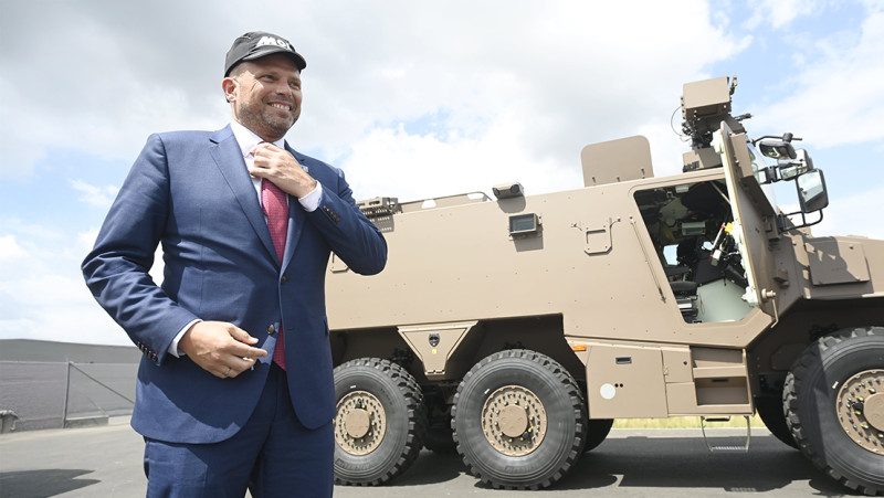 🎥  Hier gaat jouw pensioen naartoe: eerste Belgische Griffons van de band als visitekaartje van defensie-industrie