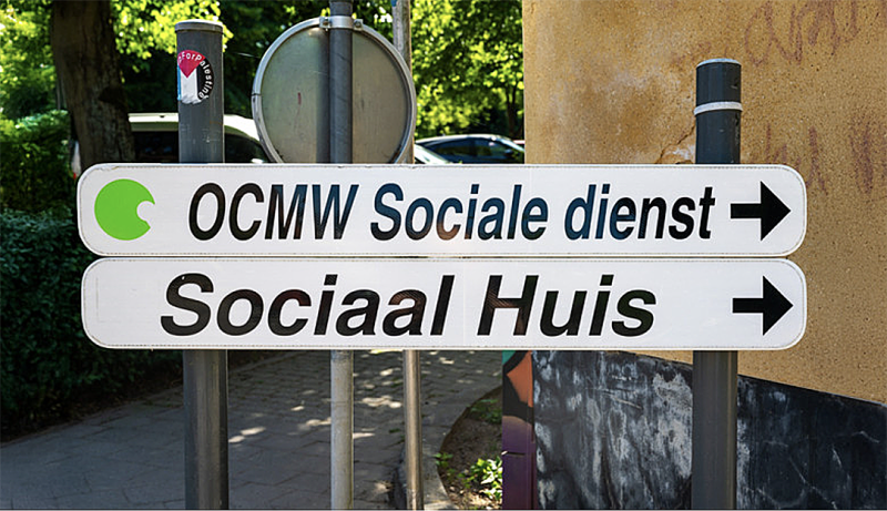 Bedelen op straat, of bedelen bij het OCMW? Kies maar...