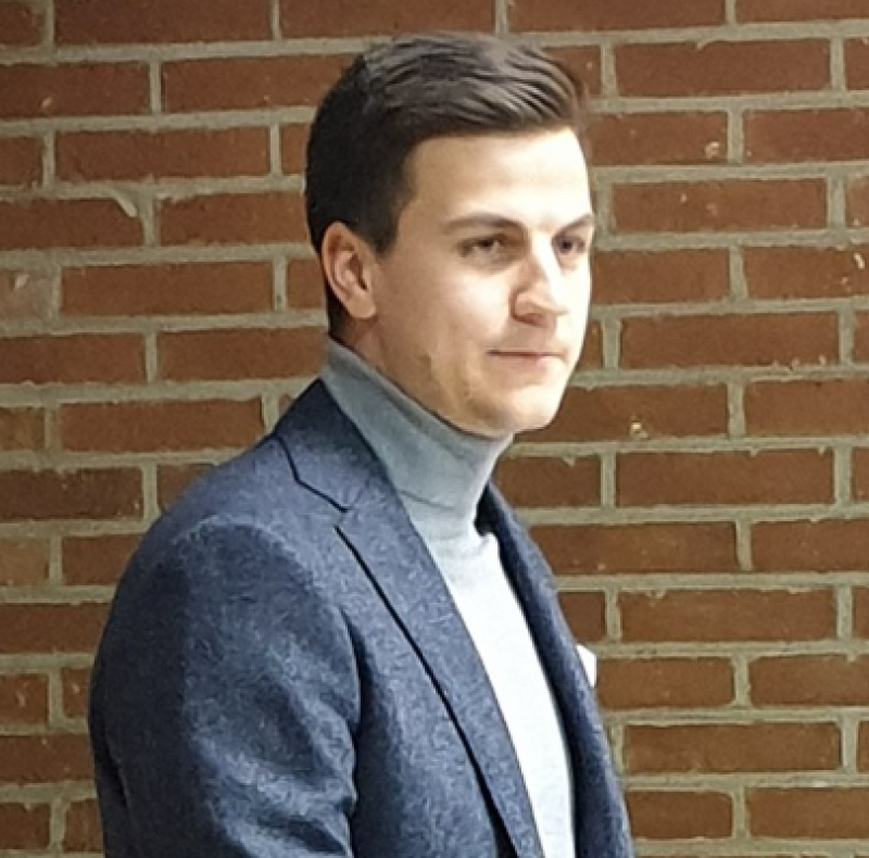 P-magazine onderzoekt: hoe lucratief zijn activiteiten van Dries Van Langenhove?