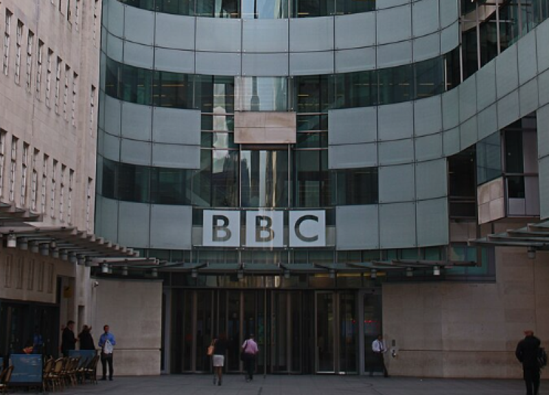 BBC opnieuw onder vuur: cocaïnegebruik tijdens opnames programma