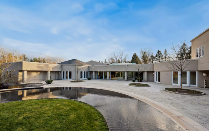 📸 Ga eens maffen in de villa van Michael Jordan