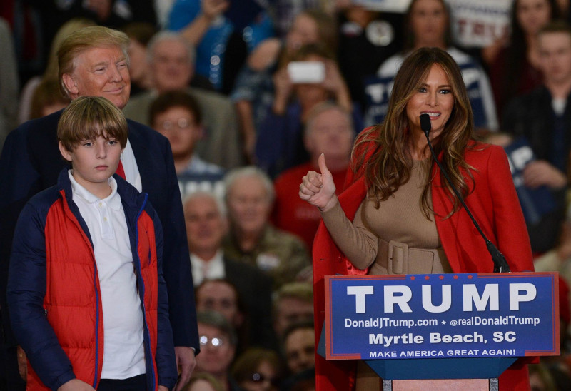 BBC: Melania Trump dreigt Hunter Biden aan te klagen voor 1 miljard dollar voor Epstein-claim