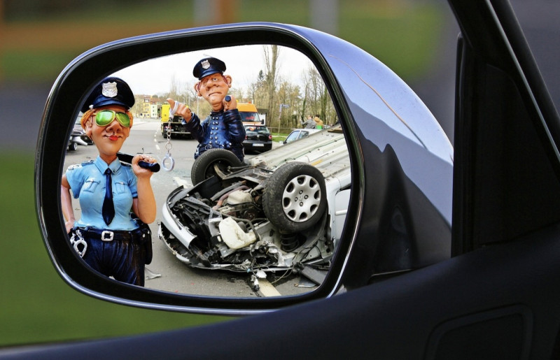 Spectaculaire achtervolging eindigt in crash Herdersem