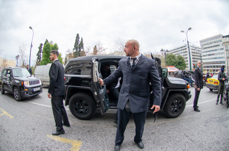 Meer bodyguards, minder contentmoderatie: techbazen spenderen meer aan bescherming