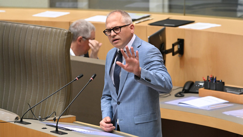 N-VA balanceert op een slappe koord: geen kritiek op Israël, met gevaar voor binnenlandse crisis