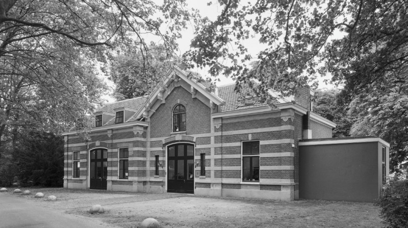 Zomervuur verlicht Oelegem met creatieve flair