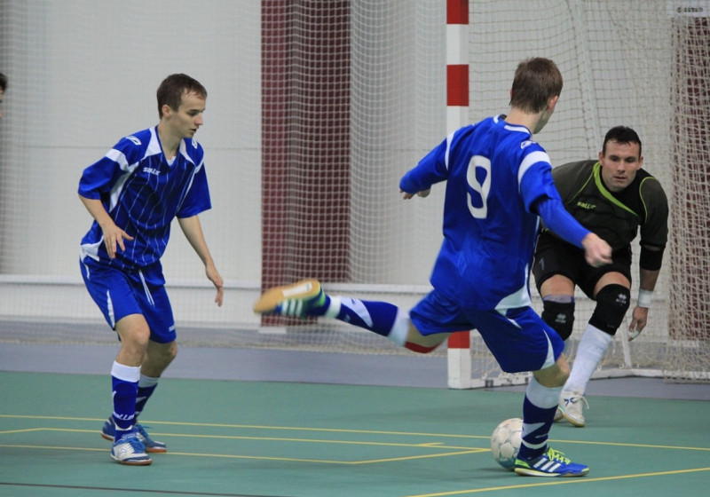Zaalvoetbalclub HDB gehuldigd in Sint-Katelijne-Waver na overwinning