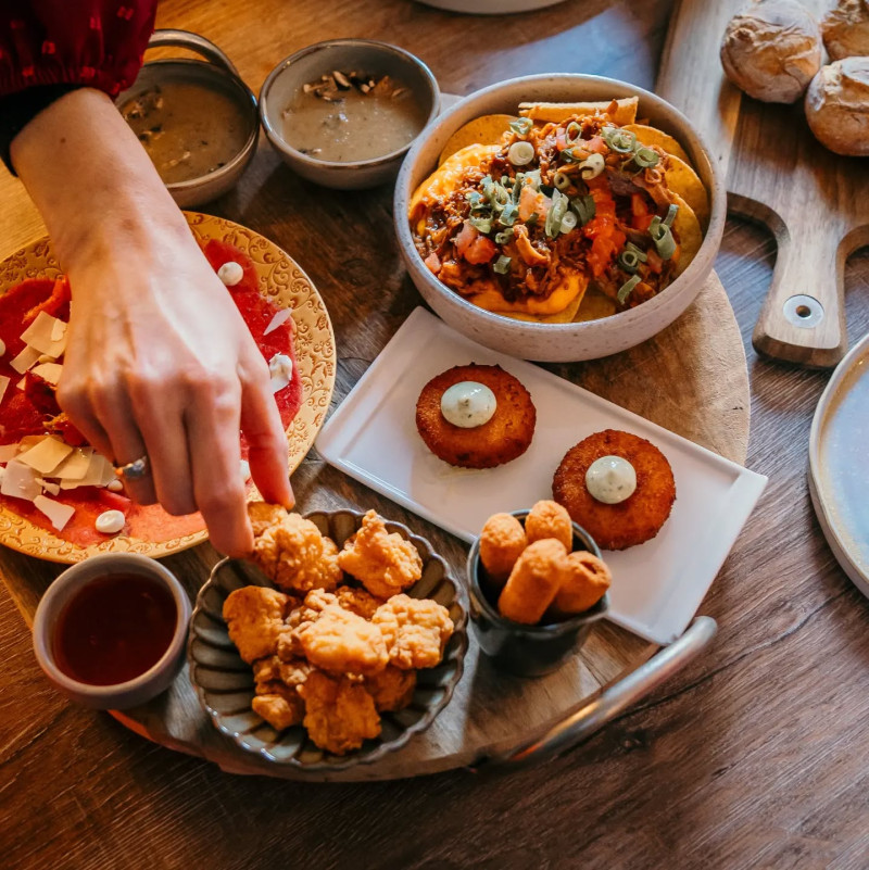 Zomergenot bij Gastrobar Olive: Een culinaire oase in Arendonk